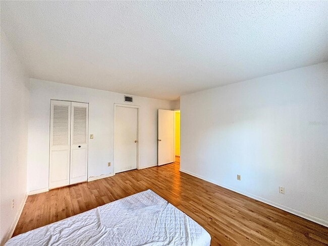 Building Photo - 8213 Sun Spring Cir