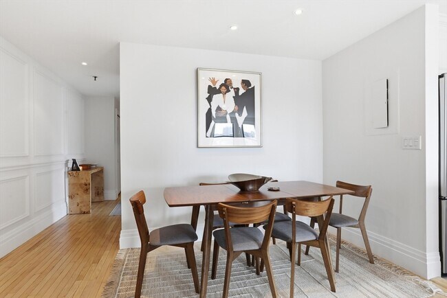 Building Photo - 390 Commonwealth Ave