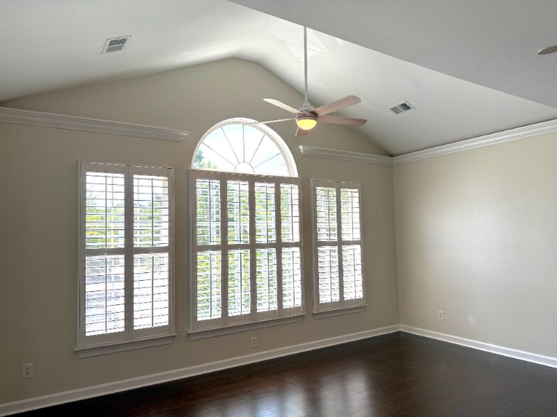 Building Photo - 1462 Wellbrooke Ln