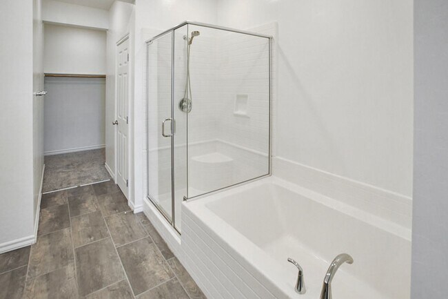 Building Photo - 3 Bed Townhome At Las Vegas Blv and St. Rose Pkwy