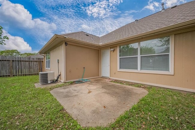Building Photo - 4811 Tracemeadow Dr