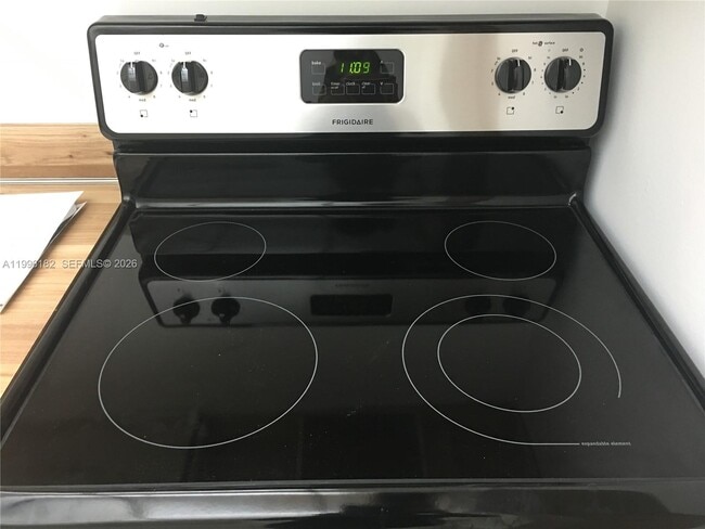 Building Photo - 8760 SW 133rd Avenue Rd