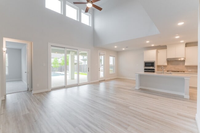 Building Photo - 146 Renodes Garden Ln