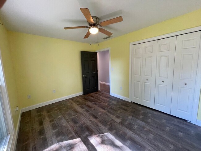 Building Photo - Shelby Township Custom Ranch, 3 or 4 Bedro...