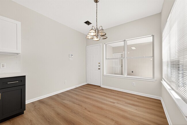 Building Photo - 4719 Cashel Cir