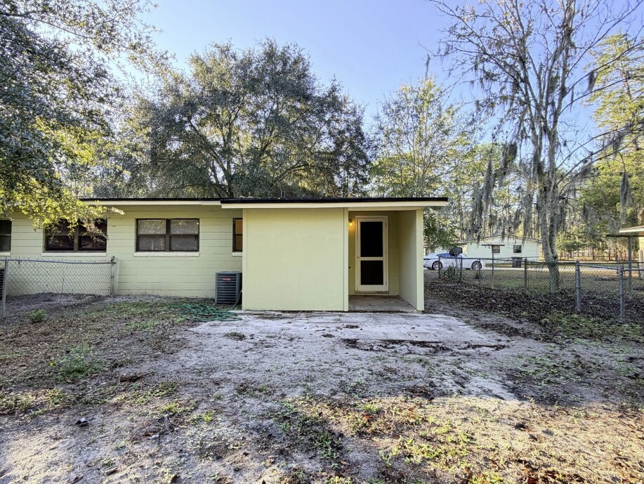 Building Photo - 8308 Doloma Ct