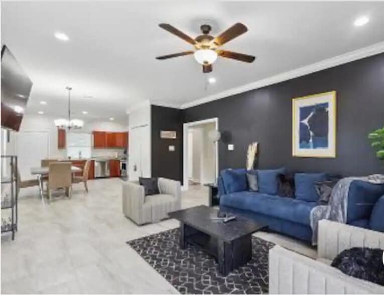 Building Photo - 1332-1334 Tricou St