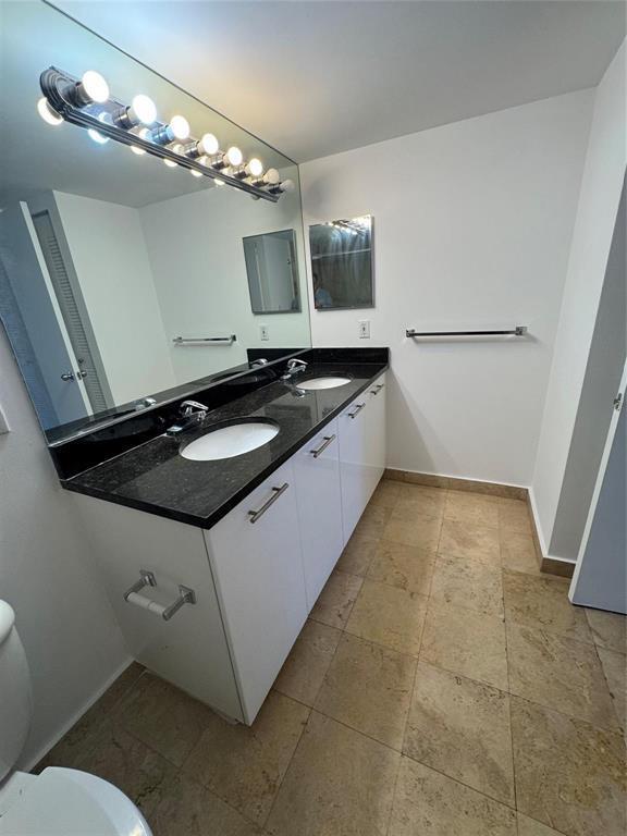 Building Photo - 3300 NE 192 St