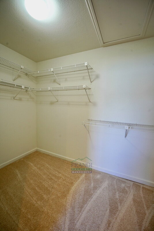 Building Photo - 13 Rockport Cove