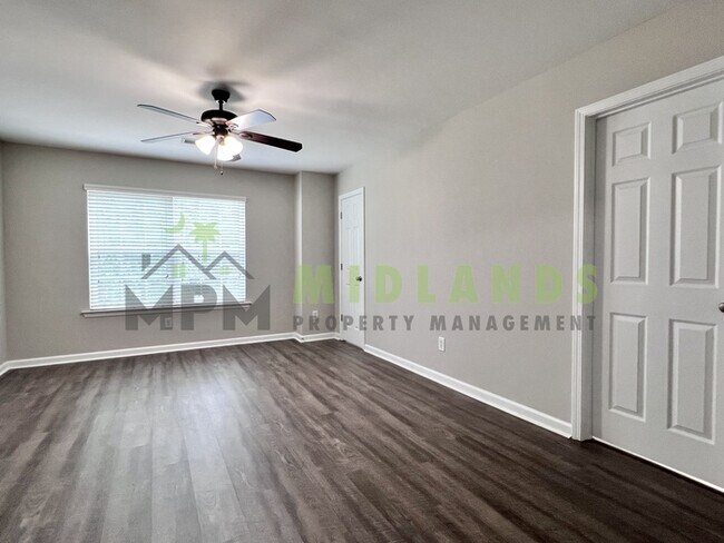 Building Photo - 112 Saluda Springs Ct