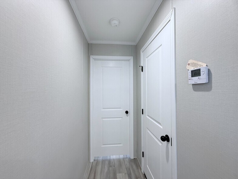 Building Photo - 52962 N Yorktown Ct