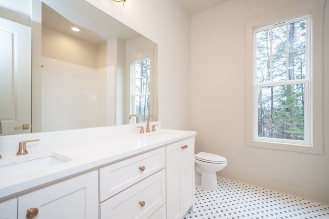 Building Photo - 3BR/3BA For Rent