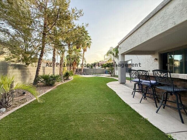 Building Photo - 19716 E Thornton Rd