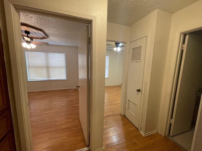 Building Photo - 7401 Avenue X