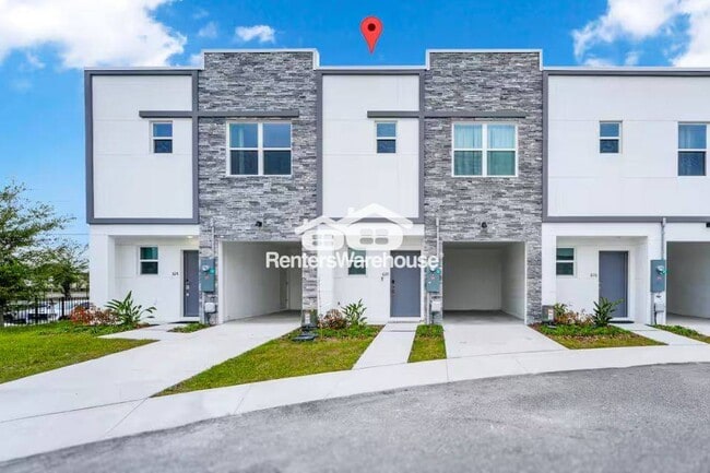 Building Photo - 620 Trikomo Dr