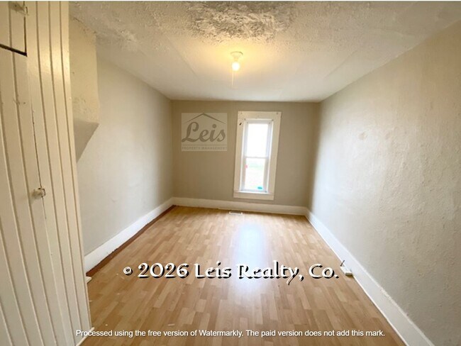 Building Photo - 409 Riffle Ave