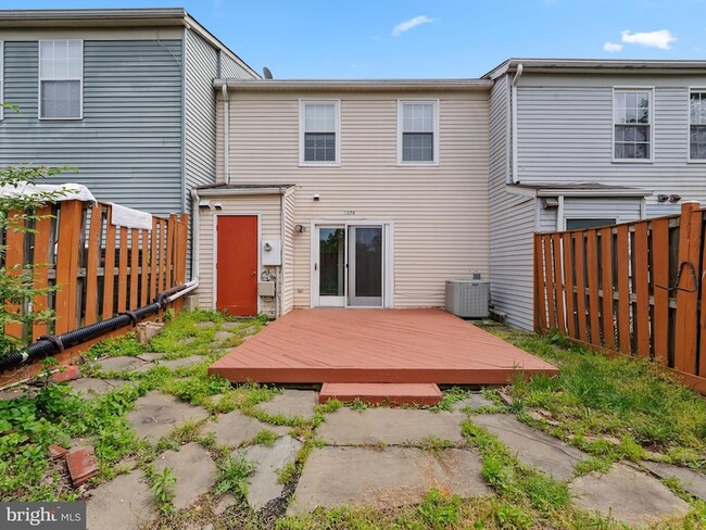 Building Photo - 2178 Mager Dr