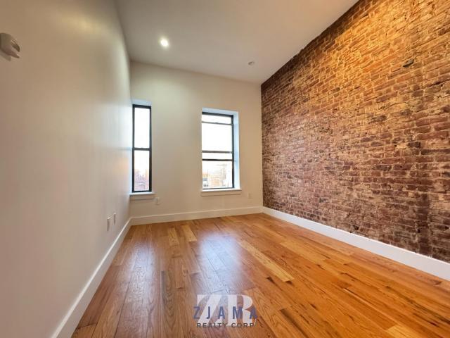 Building Photo - 4 bedroom in Brooklyn NY 11210