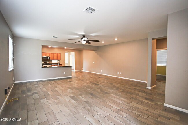 Building Photo - 1709 Grenadine Rd