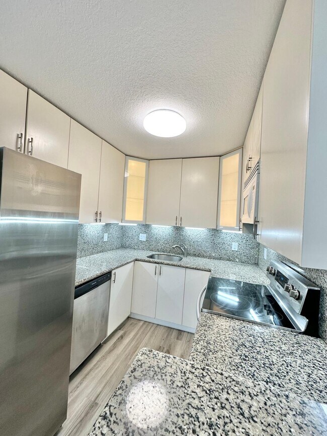 Building Photo - 610 NW 13th St