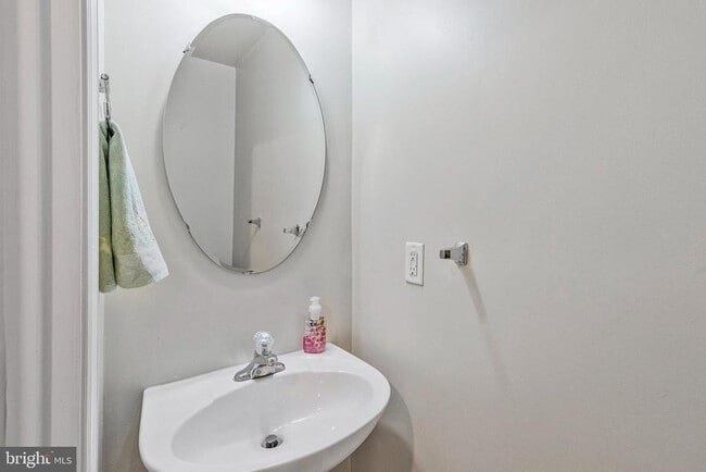 Building Photo - 3110 Gallop Way