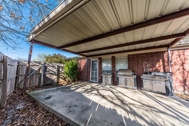 Building Photo - 3724 Chaddybrook Ln