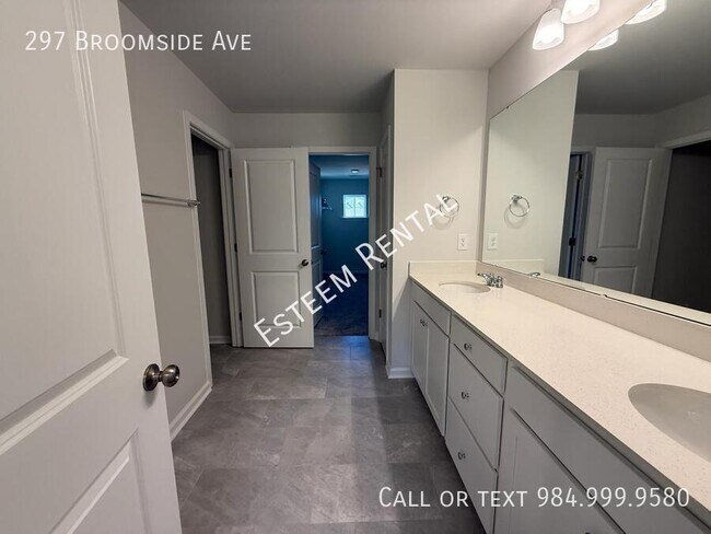 Building Photo - 297 Broomside Ave