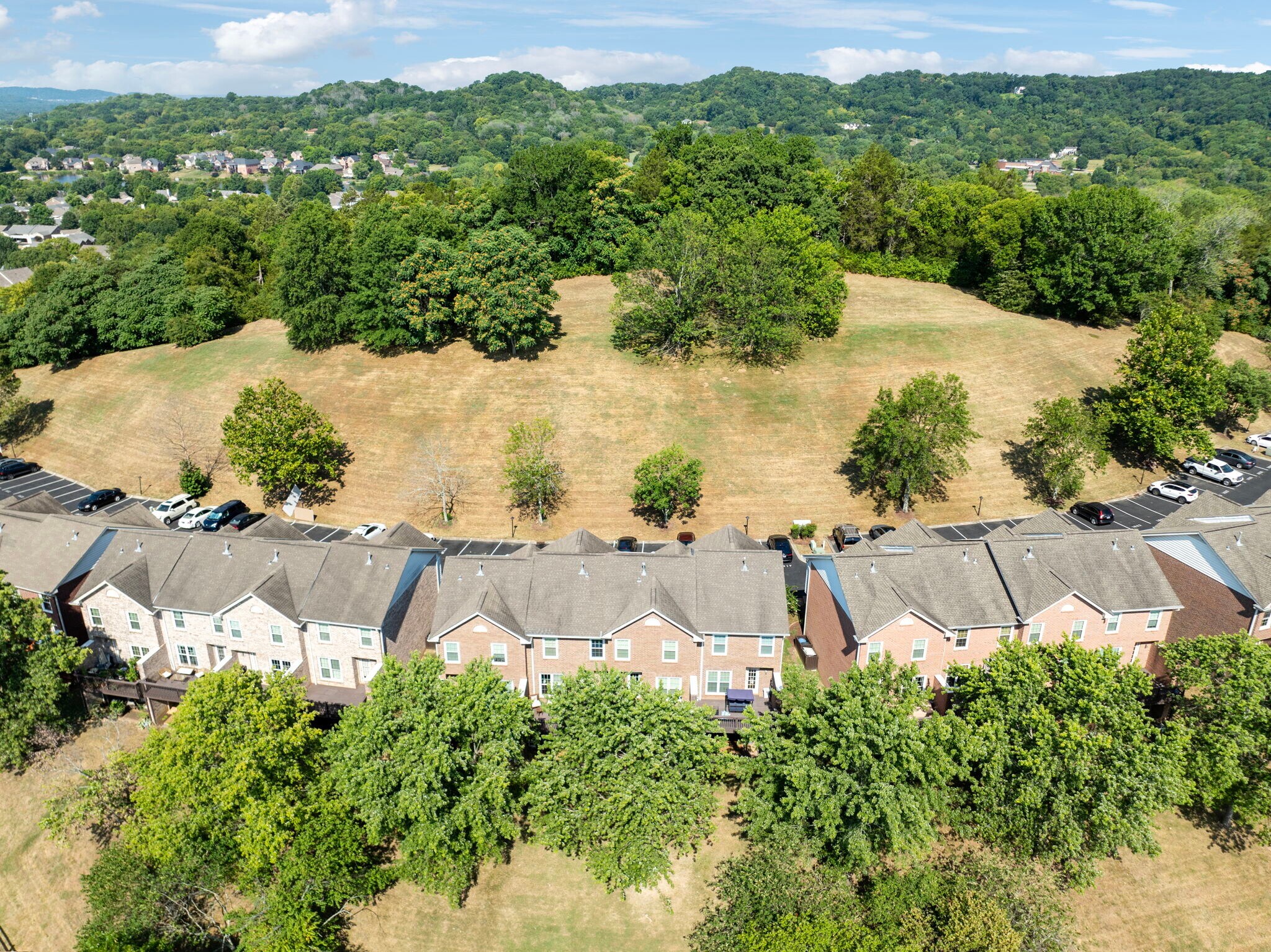 Building Photo - 1614 Brentwood Pointe