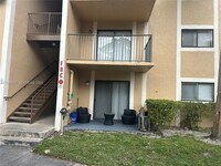 Building Photo - 9491 Palm Cir S