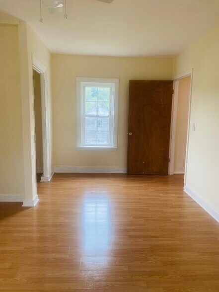 Building Photo - 2129 NY-206