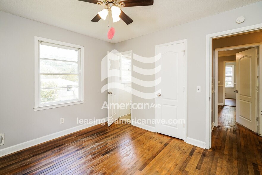 Building Photo - 6548 Margate St