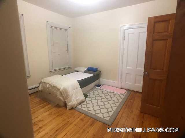 Building Photo - 103 Calumet St