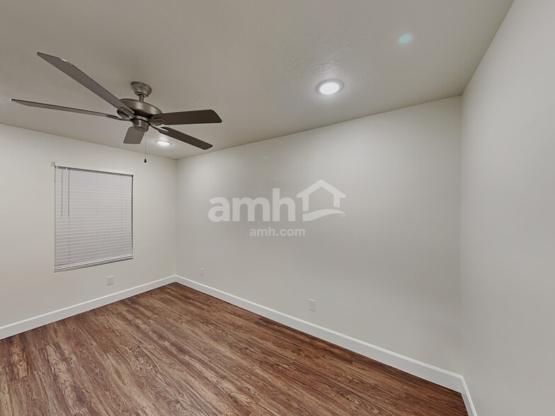 Building Photo - 6016 S Jordan Pkwy W
