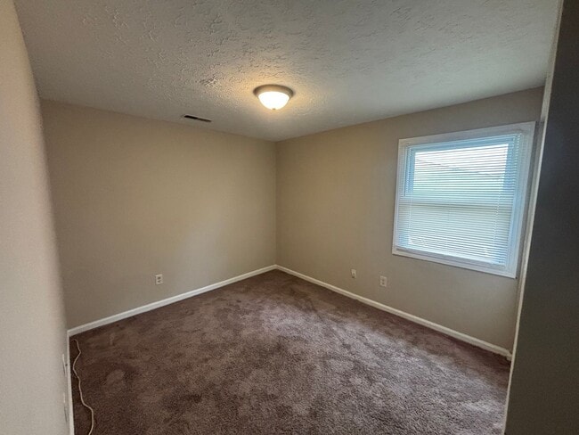 Building Photo - 138 Montview Forest Dr