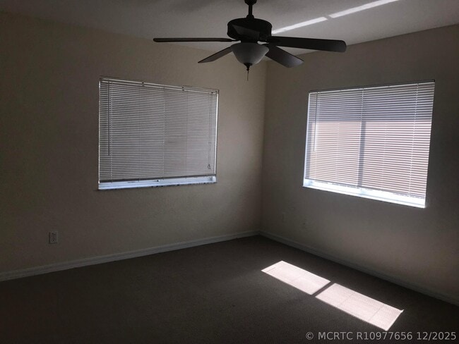 Building Photo - 2098 Newport Isles Blvd