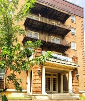 Building Photo - 1118 Grove Ave