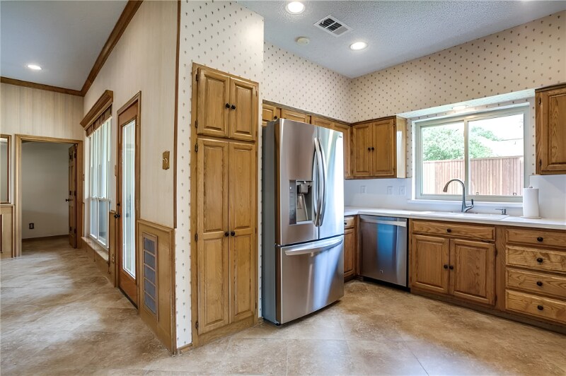 Building Photo - 1405 Ridgemoor Ln