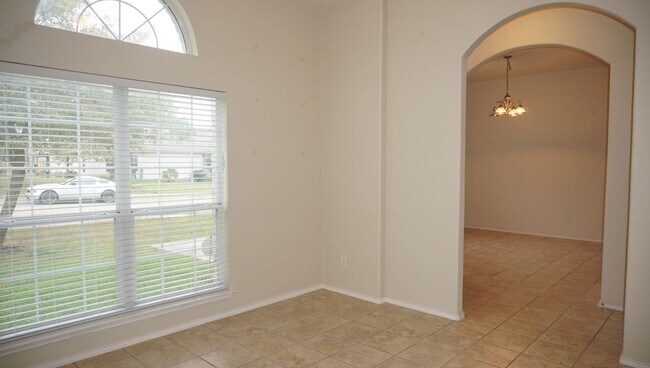 Building Photo - 3769 Pebble Beach