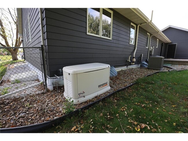 Building Photo - 3305 200th St W