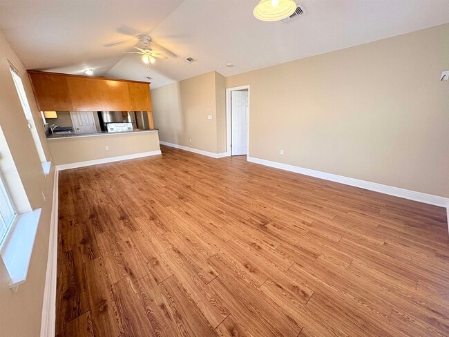 Building Photo - 3256 Addison Ln