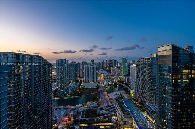 Building Photo - 45 SW 9th St