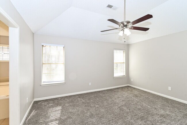 Building Photo - 7381 Peppermill Ln