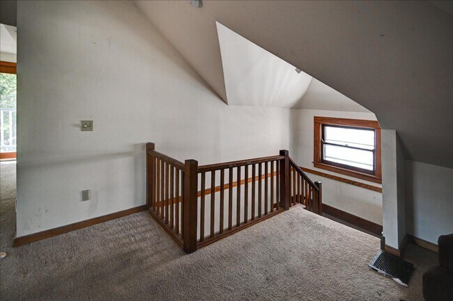 Building Photo - 416 Castle Pl