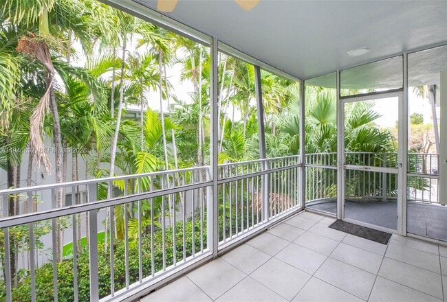 Building Photo - 1125 99th St