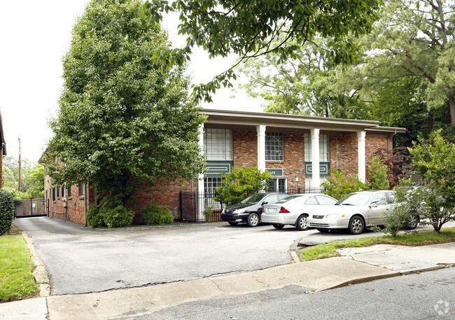 Building Photo - Stonewall Apartments