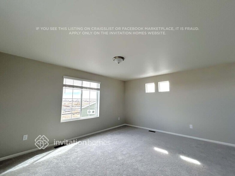 Building Photo - 3397 Streamwood Dr