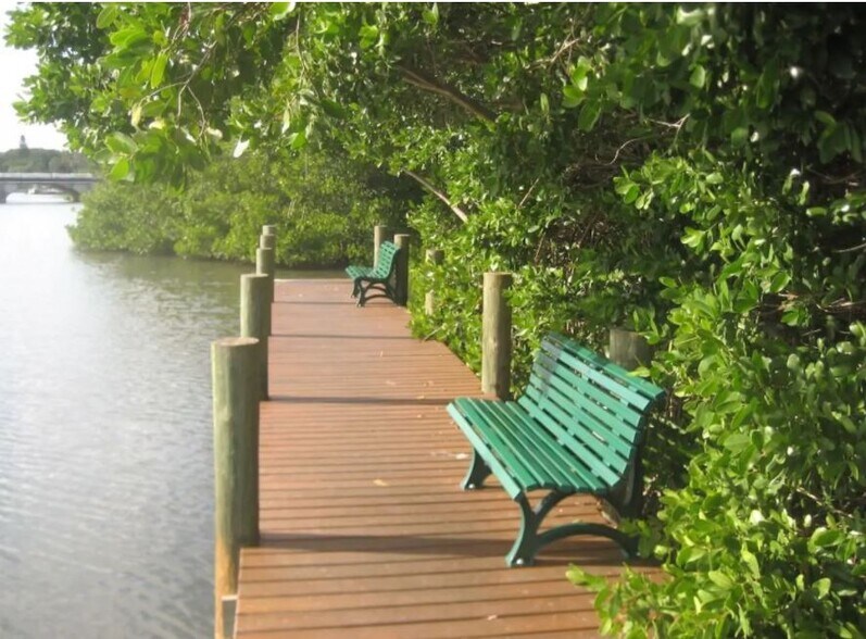 Pier on Hudson Bayou (Backside of the complex) - 850 S Tamiami Trl