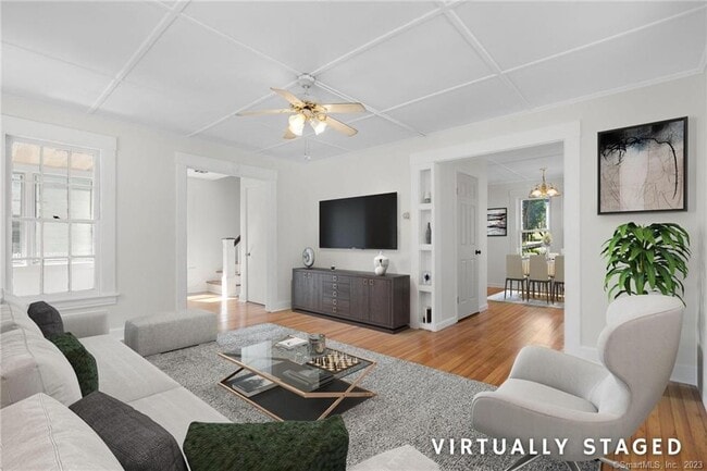 Building Photo - 22 Sycamore Ln