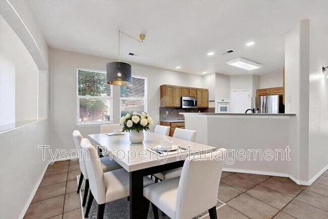 Building Photo - 7124 Glyndon Trail NW