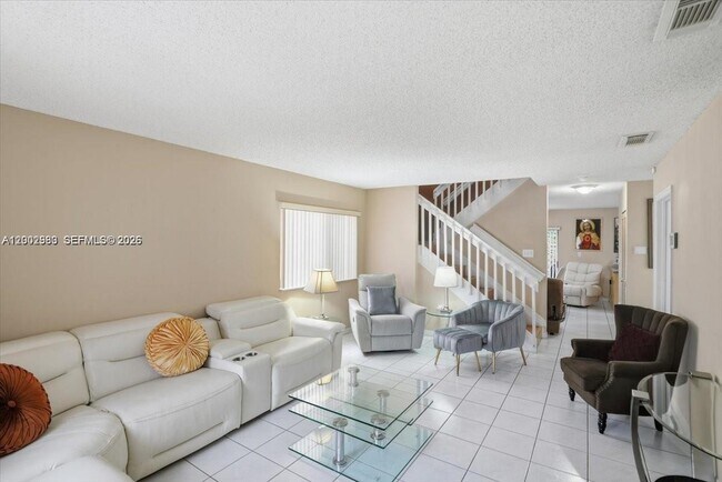 Building Photo - 13741 SW 160th Terrace